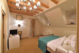 Курортные отели Lacul Verde Resort Плоешти Двухместный номер с 1 кроватью или 2 отдельными кроватями-2