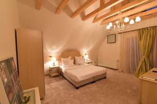 Курортные отели Lacul Verde Resort Плоешти Двухместный номер с 1 кроватью или 2 отдельными кроватями-10